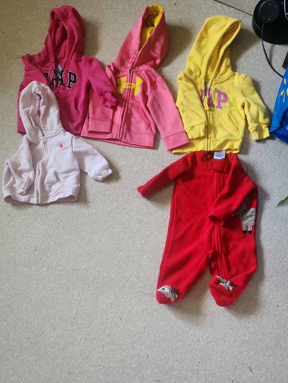 Girls Clothes Baby Bundle - Picture 3 of 9
